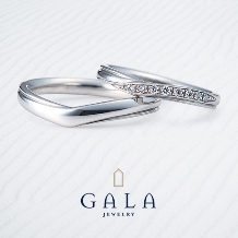 【GALA】流れ星のように美しくセッティングされたダイヤモンドが上品な輝きを演出