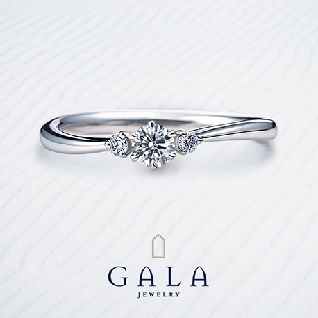 ＧＡＬＡ　ＪＥＷＥＬＲＹ:【GALA】ゆるやかなウェーブがそっとお指を包み込む、可愛らしいデザイン！