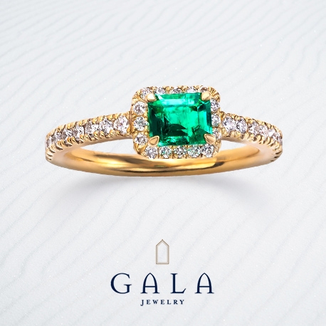 【GALA】エメラルドの輝きが際立つデザイン。サイドのダイヤが華やかさをプラス