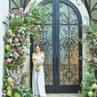 南青山ル・アンジェ教会／一軒家邸宅エトゥルスキ:【フォトウエディング】49万優待◆独立型チャペル撮影が叶う＊衣裳＋美容＋データ付き