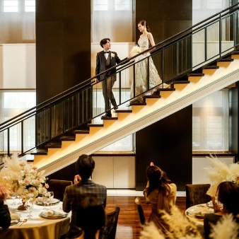 覚王山ル・アンジェ教会／RESTAURANT VITRA NAGOYA:【26年9月以降】ドレス姿が映える大階段×憧れの独立型チャペル×美食レストランパーティ（46万円優待）