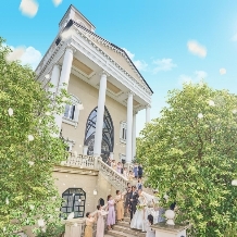 赤坂ル・アンジェ教会／ラ・ロシェル福岡:新春限定【26年6月まで】最大146万優待◆教会＆料理口コミ1位*駅近！緑の景色広がる独立型チャペル