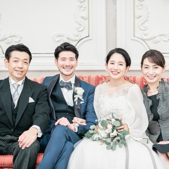 Bellesaison（ベルセゾン）:＜26年8月末まで対象＞＼家族だけの温かな結婚式／《30万円特典》【10名69万円⇒39万円】:親しい人たちを招いて少人数ウエディングや、写真だけの結婚式の相談もOK！家族だけの結婚式向きの小さめの上質なパーティ会場は3タイプを備えています。気軽に見学にお越しください。