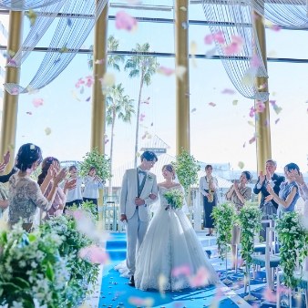 東京ベイ舞浜ホテル ファーストリゾート:【豪華特典付】ファーストリゾート・ウエディングプラン《60名/247万円～》:光煌めく開放的な空間でたくさんの笑顔と祝福に包まれる