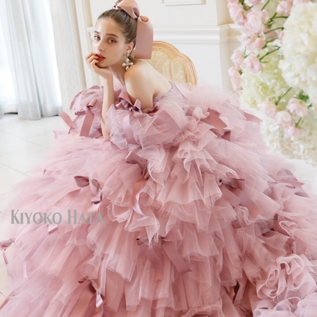 スタイリッシュウェディング　ヴィーナスコート　佐久平：【大人気！】BEST OF KIYOKO HATA ドレス試着×館内見学