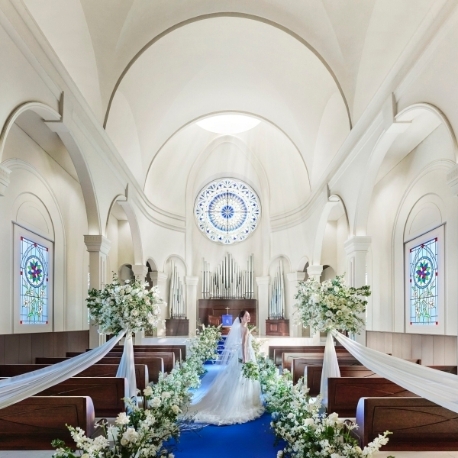 アニヴェルセル 柏：【先輩花嫁オススメ】憧れ叶う*ドレス2着全額優待！豪華試食付