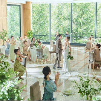 アニヴェルセル 表参道:【最大200人収容】大切なゲストを沢山呼んだ大人数プランがお得