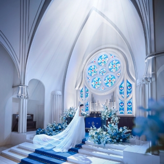 アニヴェルセル 白壁のフェア画像