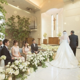 Ｏｎｌｙ　Ｏｎｅ　Ｗｅｄｄｉｎｇ　サンパレスのフェア画像