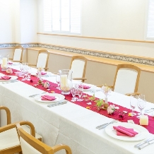 Ｏｎｌｙ　Ｏｎｅ　Ｗｅｄｄｉｎｇ　サンパレスのフェア画像