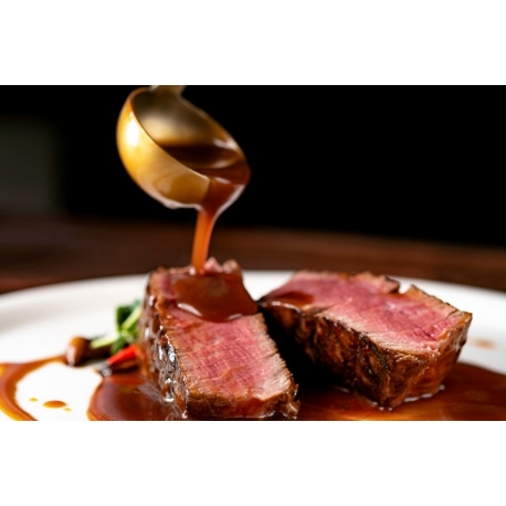 ＶＩＬＬＡ &nbsp;ＥＳＴＥＲＩＯ（ヴィラ &nbsp;エステリオ）：【絶品牛フィレ無料試食】緑溢れる貸切ガーデン×チャペル体験