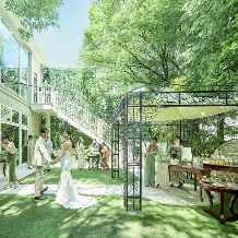 定禅寺ガーデンヒルズ迎賓館:2026年9～11月*自然光×定禅寺で上質W【40～90名203～323万円】