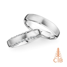 【クリスチャンバウアー】婚約指輪を兼ねたウエディングリングとしても人気