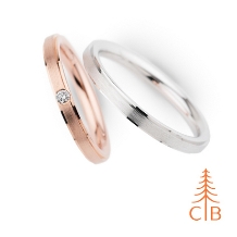 セルヴァンミズノ:【クリスチャンバウアー】スリムな結婚指輪こそ変形しにくい鍛造指輪がおススメです