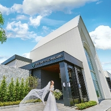 HILLTOP THE SQUARE　（ヒルトップ ザ スクエア）:＊26年9月～11月挙式＊衣装２着プレゼントも！人気シーズンお得プラン