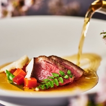 ＲＥＳＴＡＵＲＡＮＴ　ＶＩＴＲＡ　ＮＡＧＯＹＡ:【26年9月以降】憧れの独立型チャペル挙式＊貸切ダイニングで叶う6名からの美食婚