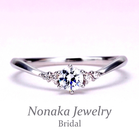 細いv字 脇にピンクサファイアとメレダイヤ が入った可愛い優しい雰囲気の指輪 ｎｏｎａｋａ ｊｅｗｅｌｒｙ ノナカジュエリー ゼクシィ
