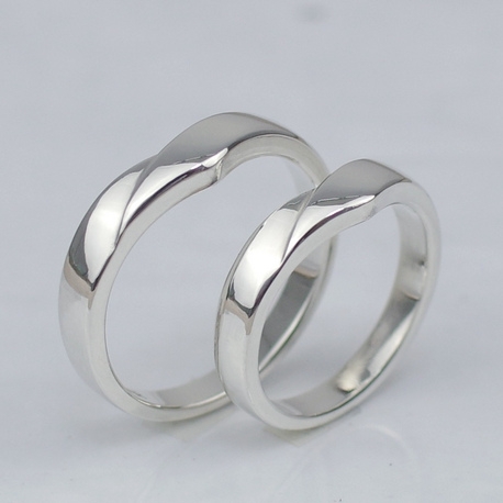 Vラインリング・シルバー925製