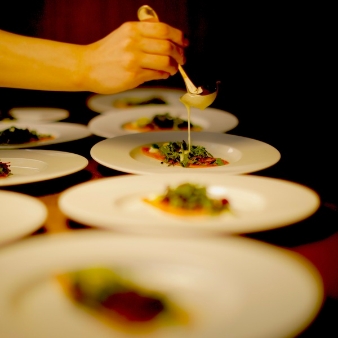 和　ｄｅ　Ｆｒａｎｃａｉｓｅ　ＫＵＷＡＨＡＲＡ　Kａｎ:＜40名145万円＞アットホームなレストランウエディング♪美食でもてなす1日◆新郎新婦衣装各1着含む