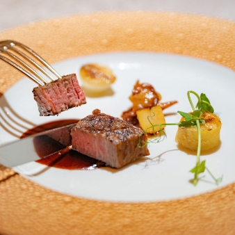 結婚式場：【ゲスト目線で体験】フルコース8品贅沢試食×絶景チャペル体験