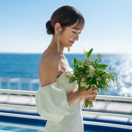 リビエラ逗子マリーナ：ドレス重視必見◎選べる衣裳特典付*憧れリゾート挙式ALL体験
