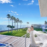 リビエラ逗子マリーナ：海と空に包まれた絶景チャペル＆ガーデン×A5ブランド牛試食体験