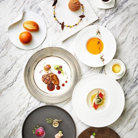 グランラセーレ鹿児島：【年末BIG】先着2組黒毛和牛試食＆大聖堂挙式体験