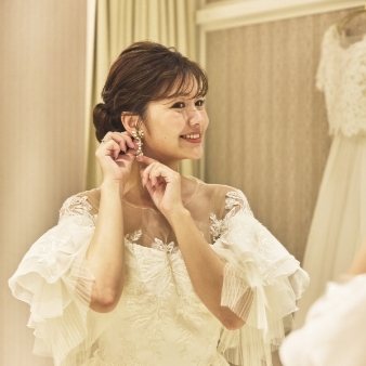 結婚式場：【月1プレミアム】 花嫁ドレス試着＆豪華試食付き体験型フェア！