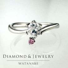 WATANABE／卸商社直営　渡辺:【0.301ct】希少な天然ピンクダイヤを一粒。指元に可愛らしさをプラス。
