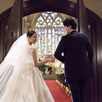 結婚式場：【初めての見学】大聖堂体験×10大特典×絶品試食