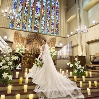 結婚式場：最大160万特典◎人気ドレス試着体験×見積り比較×厳選試食