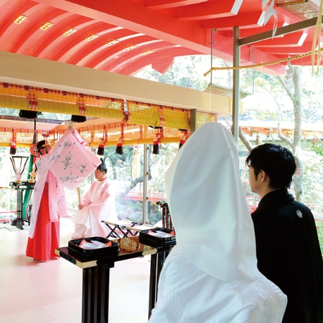 熱田神宮会館：熱田神宮会館　衣裳展