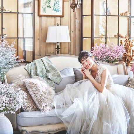 キャメロットヒルズ：＼月曜限定／ドレス試着でプリンセス体験☆特製スイーツ付ツアー