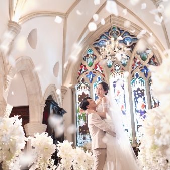 結婚式場：GWプレミアム*150万特典＆アマギフ2万◆憧れ挙式×贅沢4万試食