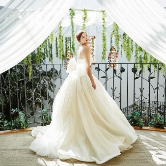 ＳＥＰＨＩＲＯＴＨ（セフィロト）:挙式は仏滅！入籍は大安！で《126万円⇒77万円》こんなに違う！かしこく上質な結婚式限定プラン