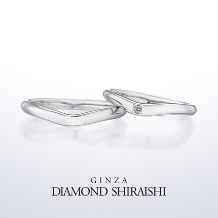 銀座ダイヤモンドシライシ:イタリア語で「幸せな」という意味を持つマリッジリング【フェリーチェ 6ML】