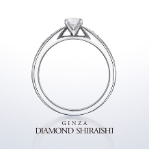 銀座ダイヤモンドシライシ:光沢のある艶やかなプラチナが凛とした印象【ディアナディー 細身】