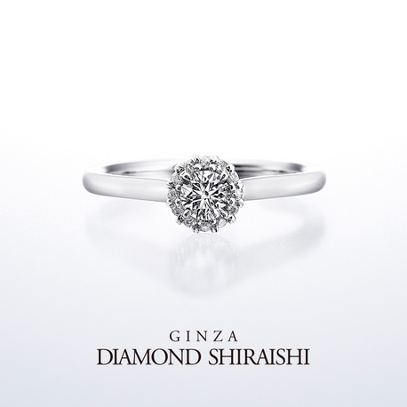 銀座ダイヤモンドシライシ:女の子のキラキラした笑顔を花々に重ねたエンゲージリング【スマイリング ピオニー】