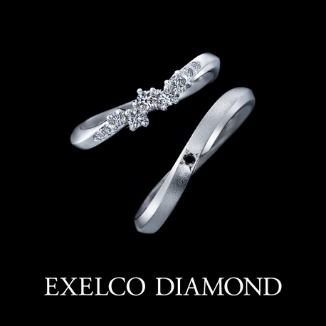 エクセルコ ダイヤモンド:【エクセルコ】ダイヤモンドの特長である虹色の輝きが拡散される『ワイルドローズ』