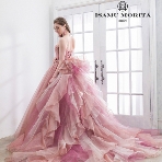SOPHIA（ソフィア）:【ISAMU MORITA】上品な甘さ輝く、ピンクカラーのラッフルトレーンドレス
