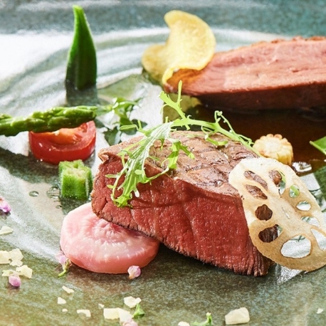 Ｒｏｕｇｅ　Ｂｌａｎｃ（ルージュ：ブラン）：【ギフト1万円】とろけるフォアグラ×和牛試食〈森の邸宅W体験〉