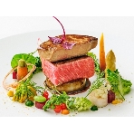 Ｒｏｕｇｅ　Ｂｌａｎｃ（ルージュ：ブラン）のフェア画像