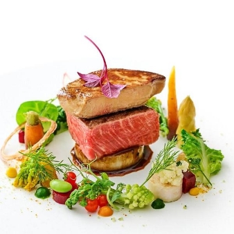 結婚式場：ギフト1万円付*満足度No.1《豪華3万》黒毛和牛×フォアグラ試食