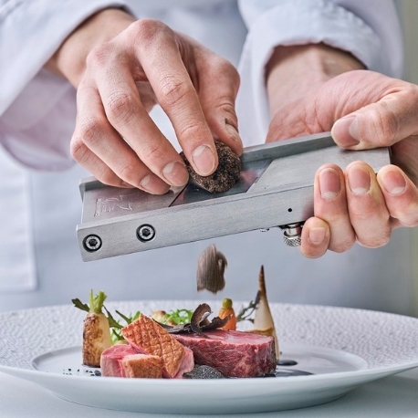 Ｖｅｒｔ　Ｎｏｉｒ（ヴェールノアール）：＼初めてでも安心／チャペル＆ガーデン体験♪試食×ギフト1万円