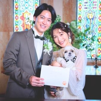 埼玉グランドホテル深谷:【ペットとWeddingプラン！】貸切チャペルで大切なペットとの結婚式が叶うプラン　50名＊215万:結婚証明書も一緒に肉球スタンプ
