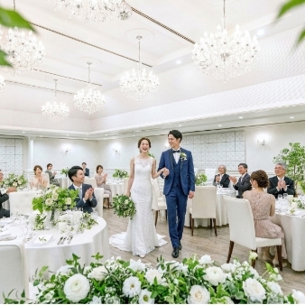 埼玉グランドホテル深谷:【2027年7月～9月の結婚式ご検討の方＊MAX100万】移動の負担を「おもてなし」に変える夏プラン:上質×ナチュラル