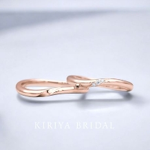 ＫＩＲＩＹＡ　ＢＲＩＤＡＬ　（宝石の桐屋）:楚々【木漏れ月（S型ウェーブ）】K18PG