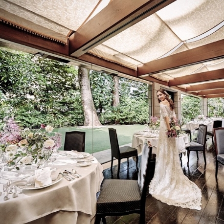 アーモニー アグレアーブル(旧マノワール・ディノ):【駅徒歩7分】緑溢れる貸切邸宅×模擬挙式×特製フレンチ試食