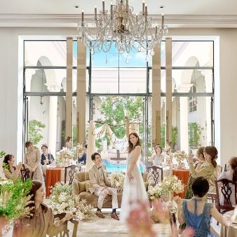 ニーズ名古屋八事 by T&G WEDDING:【ゲスト70名以上の方はお得】大好評！みんなで楽しむ特別プラン◆27年9月までの結婚式実施の方へ:【名古屋駅からの送迎サポート付】タクシーもしくは送迎バスのご手配もあるから安心♪【1フロアで完全バリアフリーの邸宅】を1組で貸切できるから車いすの方やご高齢のゲストもご招待しやすい◎【ペットウェディングも歓迎！】ワンちゃんウェディングも叶う★【全天候型チャペル】で天候に左右されずにイメージ通りのフォトを残して！名古屋で希少な【プール付きガーデン】のある貸切邸宅は非日常を楽しめるとゲストからも高評価☆☆☆