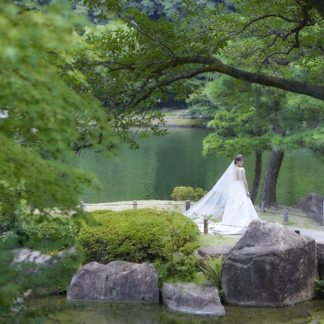 ＧＡＲＤＥＮ ＲＥＳＴＡＵＲＡＮＴ ＴＯＫＵＧＡＷＡＥＮ（ガーデンレストラン徳川園）：【GW限定*最大120万優待】庭園で叶う花嫁体験×和牛試食×前撮り